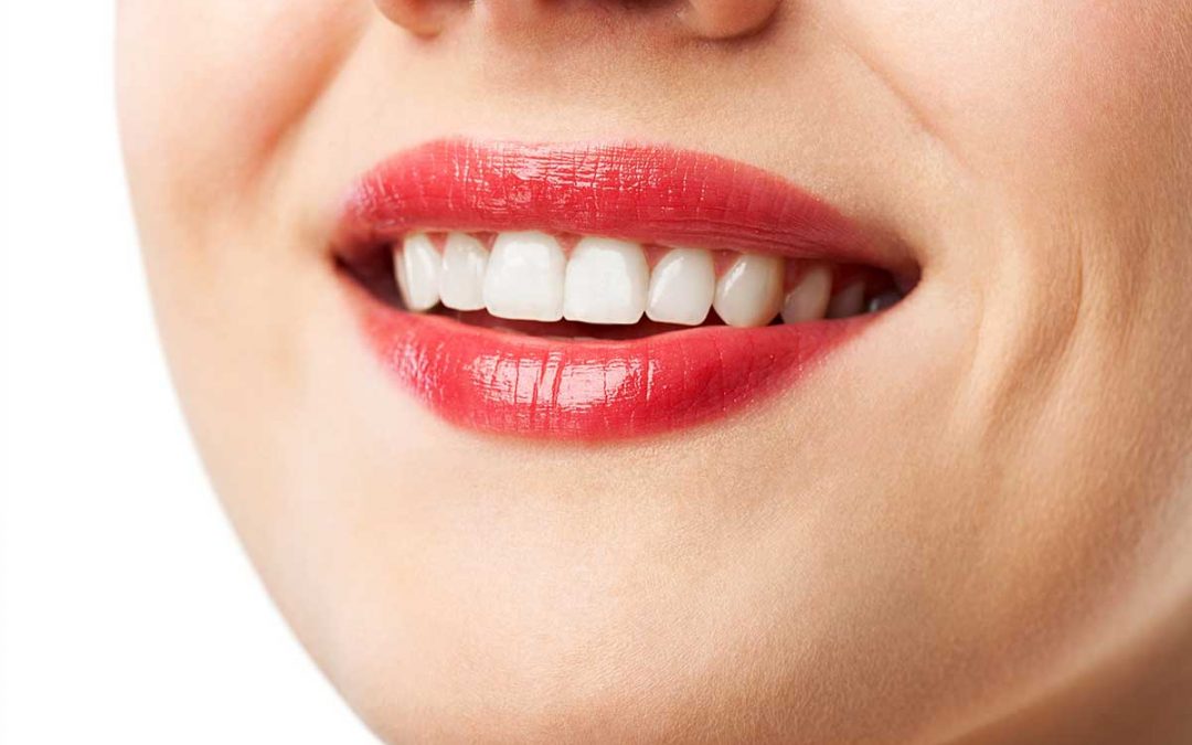 Zeig her deine Zähne: Was sie über deine Gesundheit aussagen!